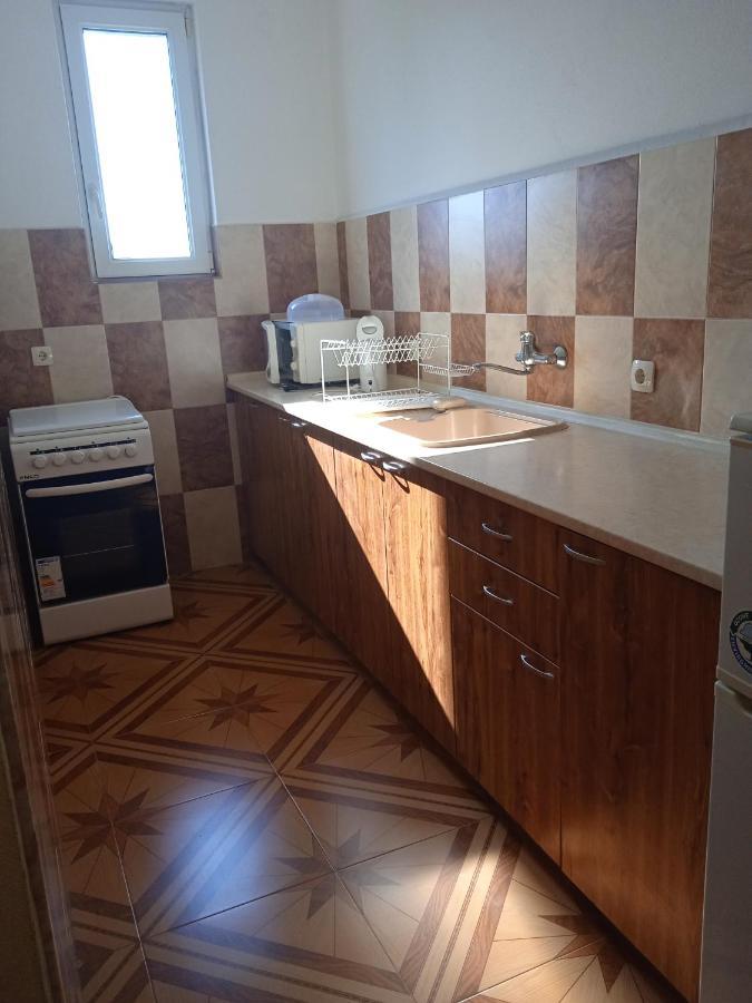 Стаи За Гости Нептун Tsarevo Exterior photo